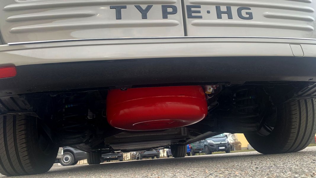 Citroën Type HG mit Brenngastank am Unterboden